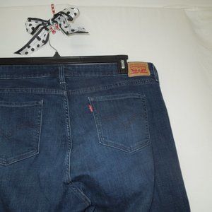 Levis Plus size 22S